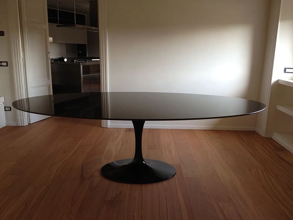 Mesa de Jantar Tulipa Saarinen - Oval - 198x122 cm - Granito Preto Absoluto - Imagem 2