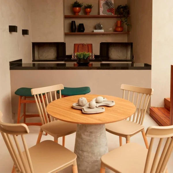 Mesa de Jantar Cone Redonda 90 cm - Cimento Queimado e Tampo em Lamina Natural Cinamomo - Imagem 3