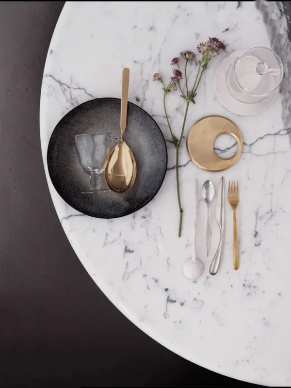 Mesa de Jantar Saarinen Tulipa Redonda - 107 cm - Marmore Carrara - Imagem 3