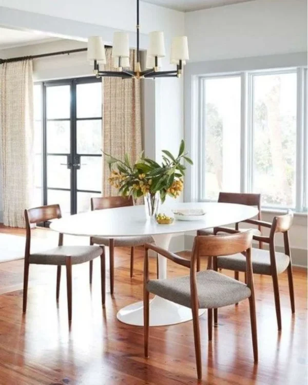Mesa de Jantar Saarinen Tulipa - Oval - 180x100 cm - Laca Acetinada Branca com Vidro - Imagem 2